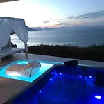 فندق Palms And Spas Retreat Mesongí