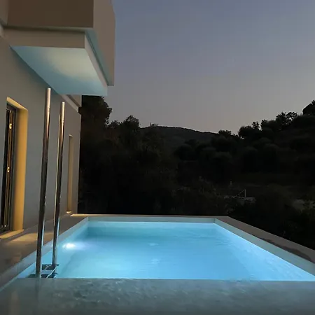 Palms And Spas Retreat Hotel Mesongí