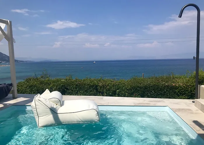 Palms And Spas Retreat
