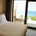 Palms And Spas Retreat Mesongí