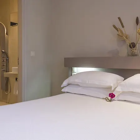 Hotel Palms And Spas Retreat